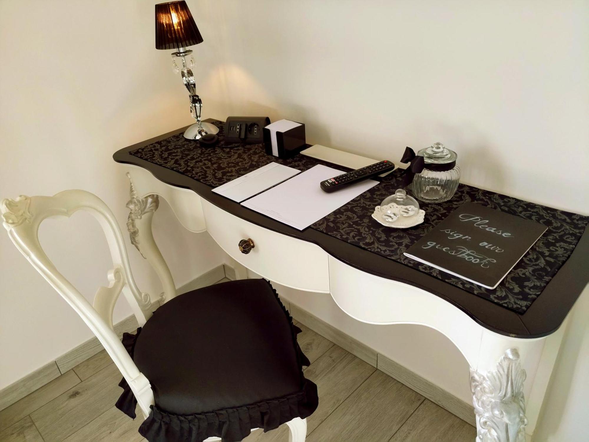Alloggio Turistico Giulietta E Romeo - Intero Appartamento - Villafranca Di Verona, Zimmer, Holiday Rooms ภายนอก รูปภาพ