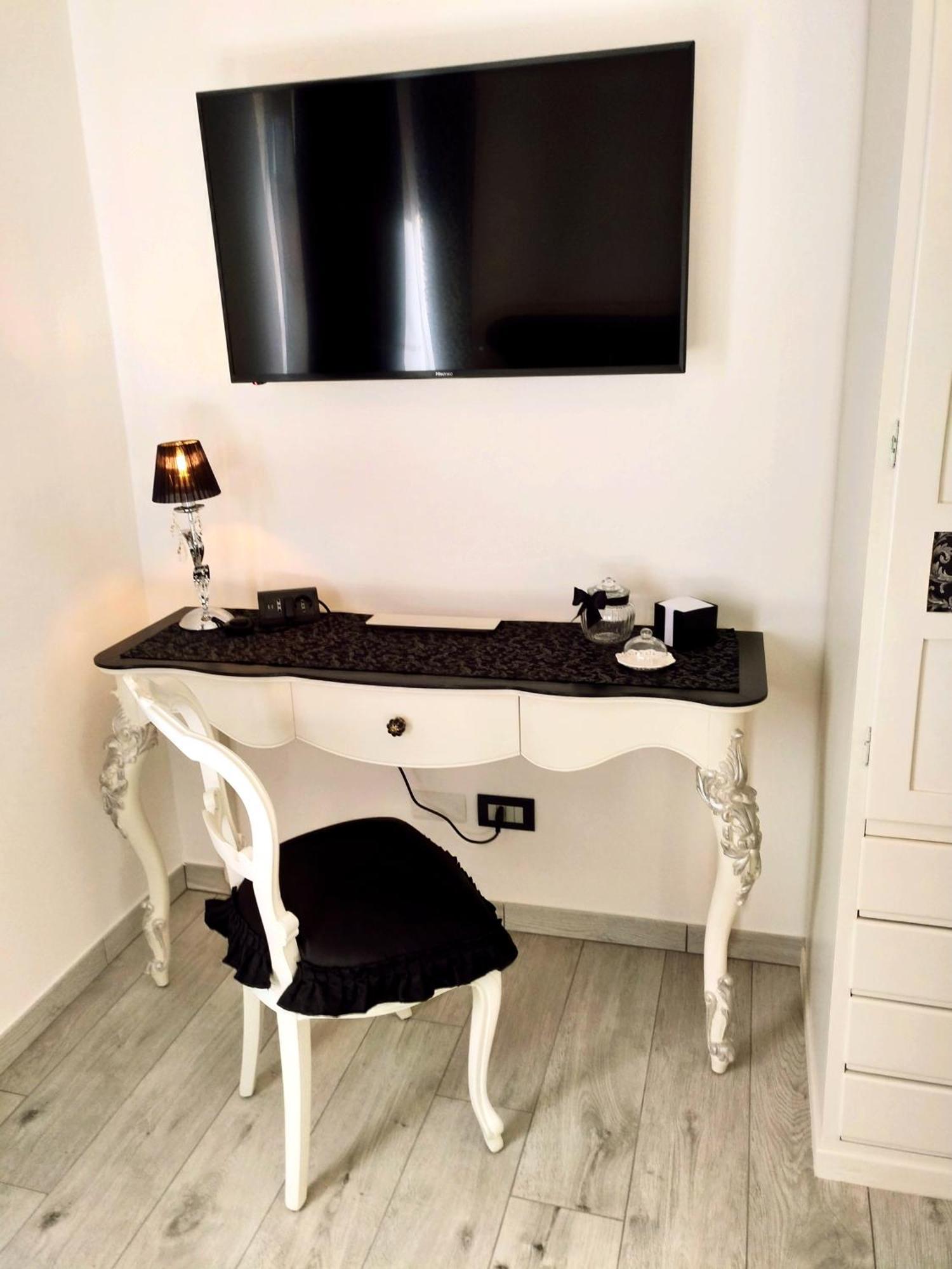 Alloggio Turistico Giulietta E Romeo - Intero Appartamento - Villafranca Di Verona, Zimmer, Holiday Rooms ภายนอก รูปภาพ