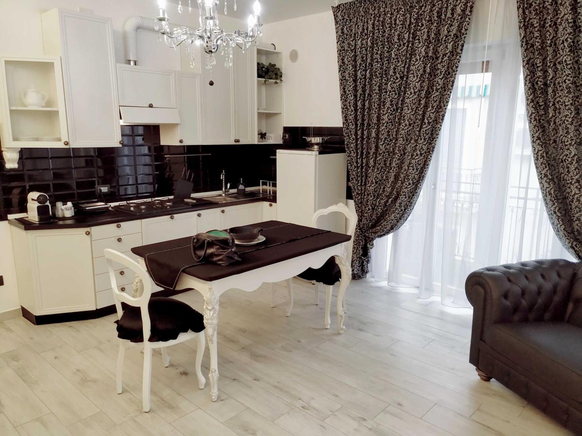 Alloggio Turistico Giulietta E Romeo - Intero Appartamento - Villafranca Di Verona, Zimmer, Holiday Rooms ภายนอก รูปภาพ